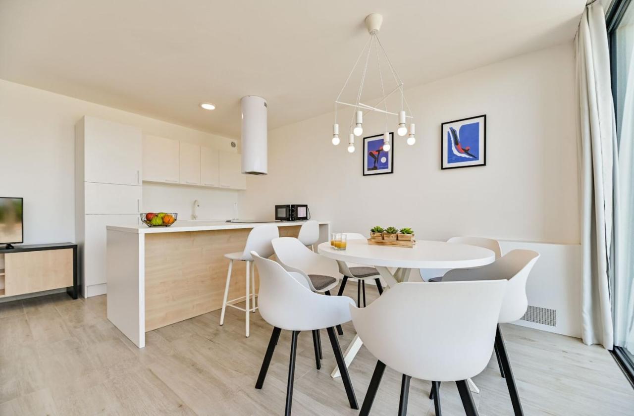 Apartment Flori With Sea View مالينسكا المظهر الخارجي الصورة