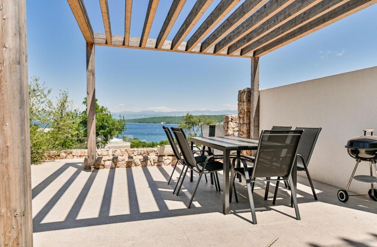 Apartment Flori With Sea View مالينسكا المظهر الخارجي الصورة
