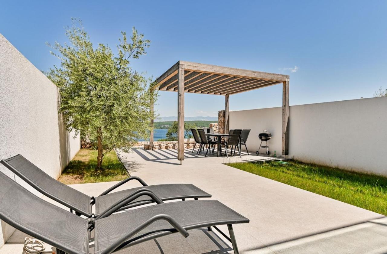 Apartment Flori With Sea View مالينسكا المظهر الخارجي الصورة